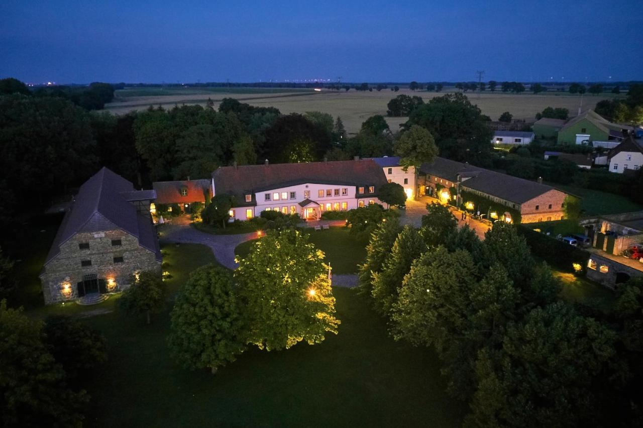 Relais & Chateaux Gutshaus Stolpe Hotel Stolpe an der Peene Exterior photo