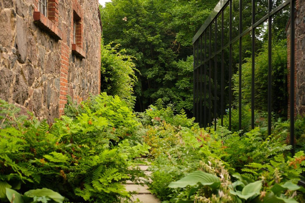 Relais & Chateaux Gutshaus Stolpe Hotel Stolpe an der Peene Exterior photo